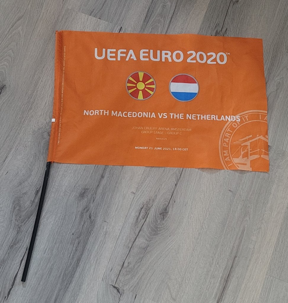 Vlag EK voetbal wedstrijd Nederland Macedonië 21 juni 2021, Ophalen of Verzenden, Zo goed als nieuw, Overige binnenlandse clubs