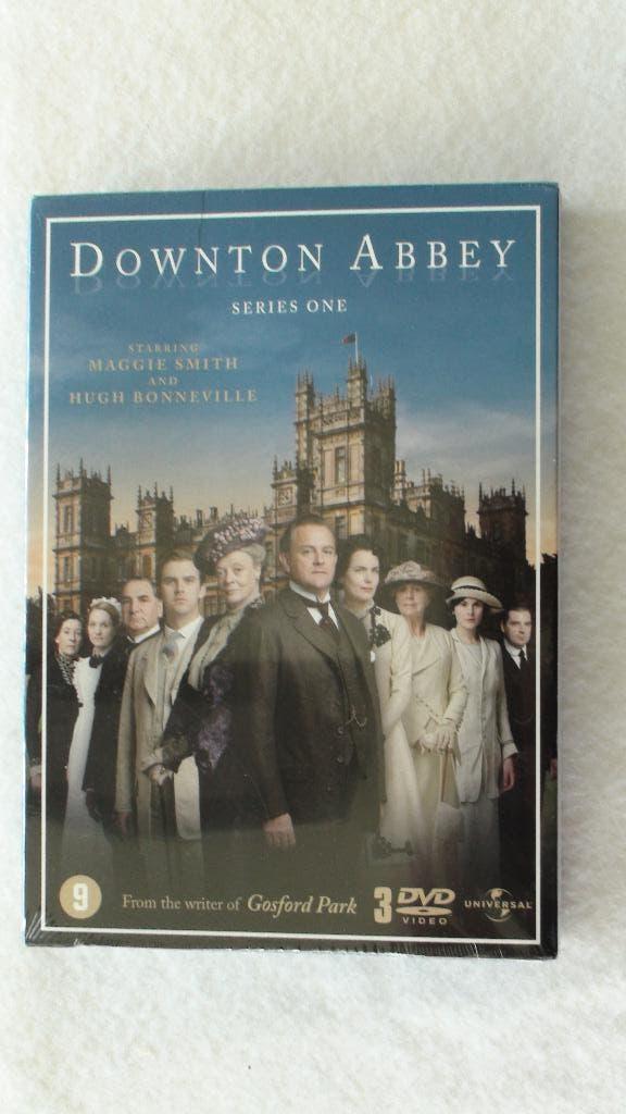 Downtown abbey series one nieuw in verpakking, Boxset, Ophalen of Verzenden, Nieuw in verpakking, Drama