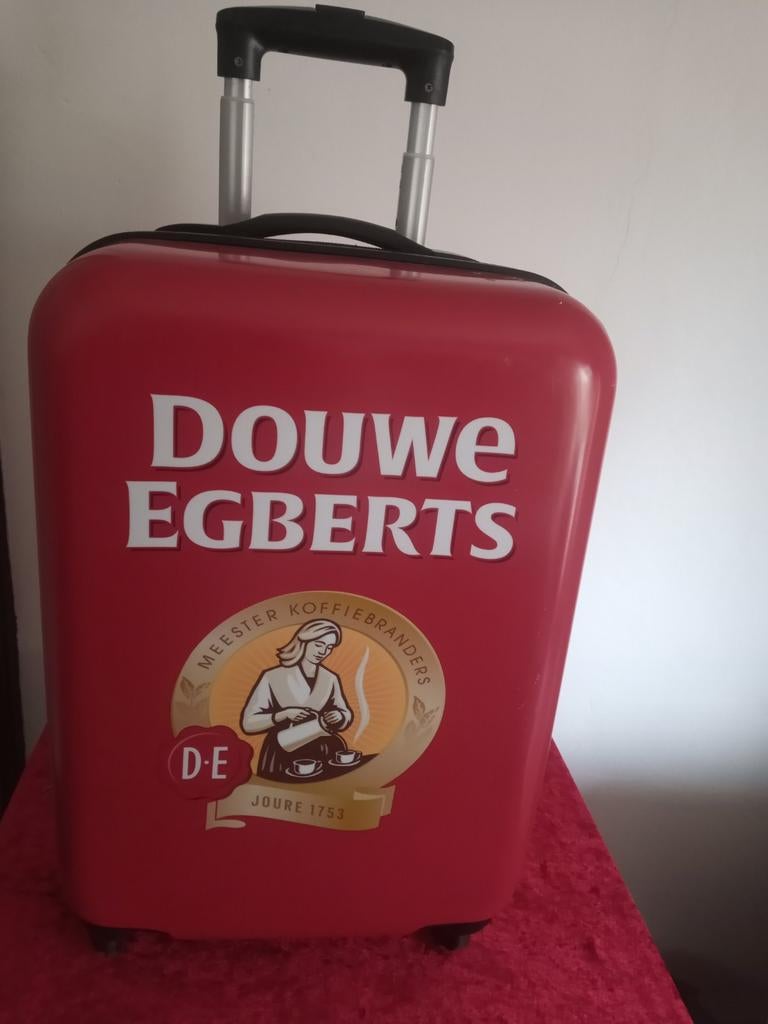 DOUWE EGBERTS, Ophalen, Hard kunststof