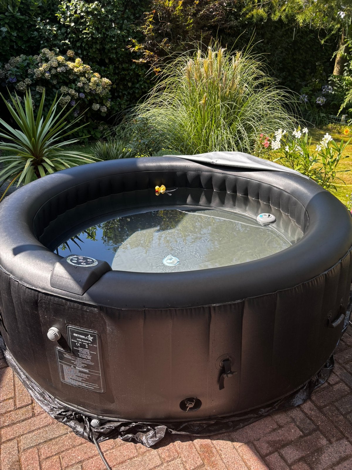 ZGAN OPLAASBARE JACUZZI (spa), Tuin en Terras, Bubbelbaden en Hottubs, Ophalen, Zo goed als nieuw