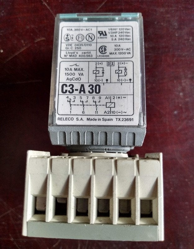 Diverse automaten relays trafo stroomonderbreker, Ophalen of Verzenden, Gebruikt