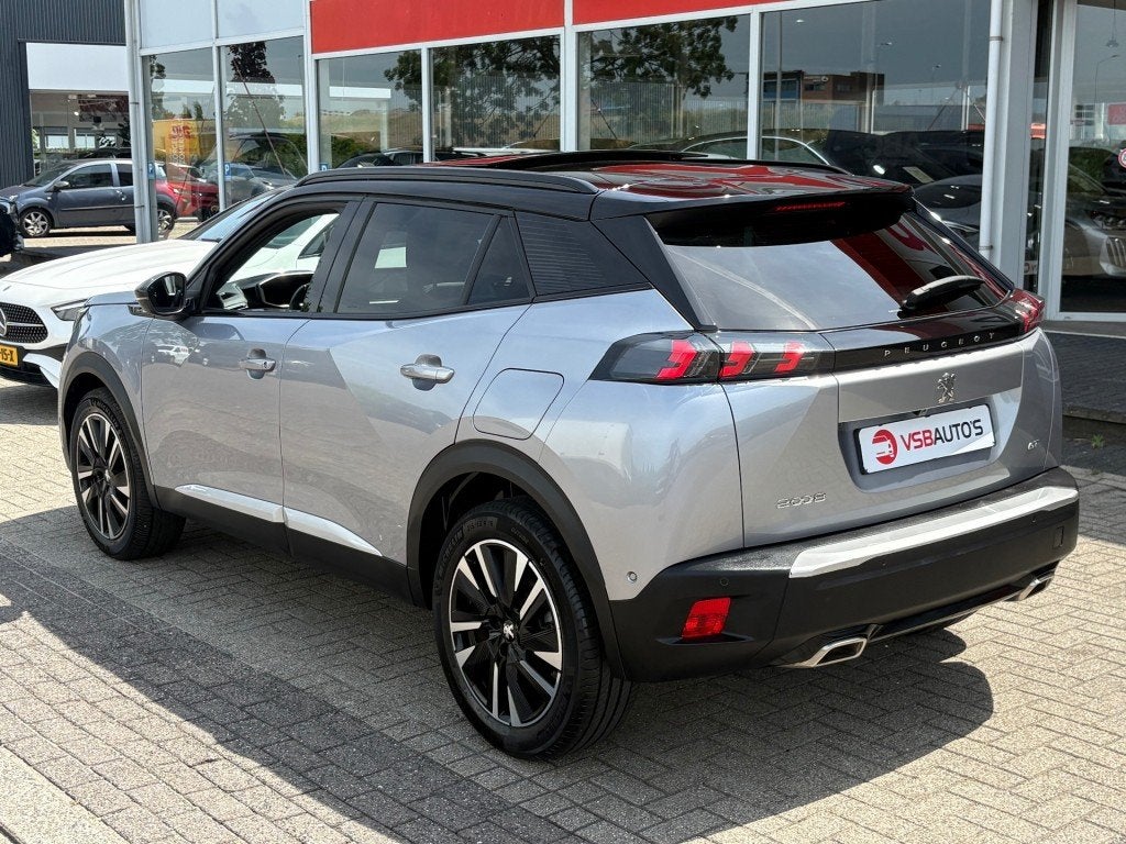 Peugeot 2008 1.2 PURETECH 130PK AUT. GT PANO-DAK NAVI CAMERA, Auto's, Automaat, Gebruikt, Huisgarantie, 1199 cc