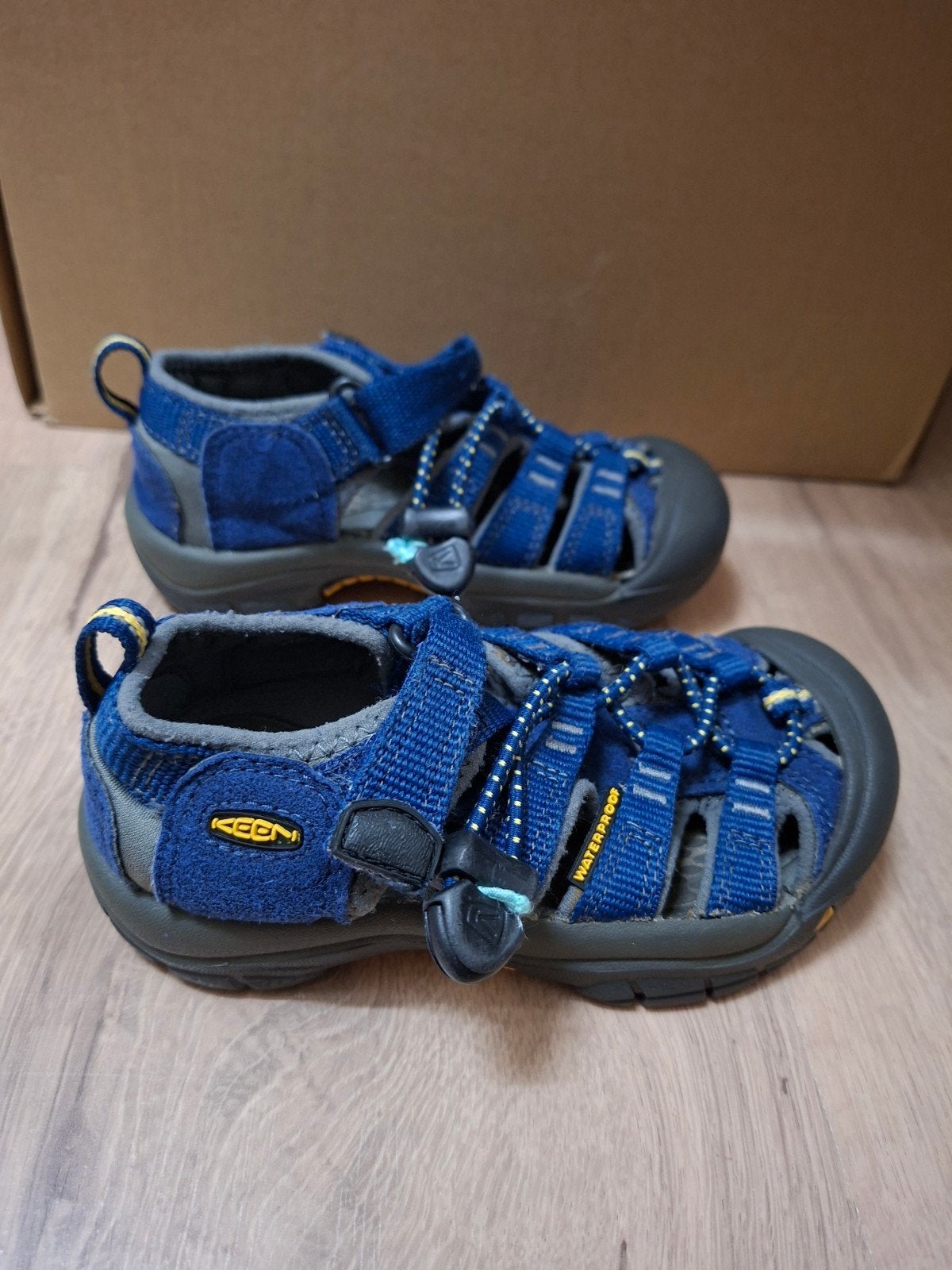 Jongens KEEN sandalen maat 27/28., Ophalen, Jongen, Overige typen