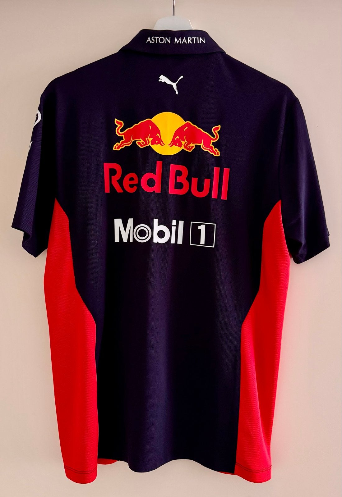 Red Bull Racing shirt en jasje - Maat M, Ophalen of Verzenden, Zo goed als nieuw, Maat 48/50 (M), Meerkleurig