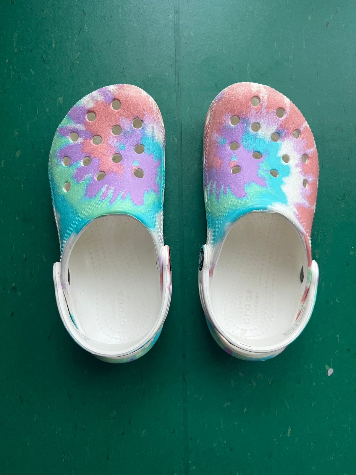 Vrolijke Crocs Klompen Maat 30 (tot 18.75 cm), Ophalen of Verzenden, Zo goed als nieuw, Jongen of Meisje, Schoenen