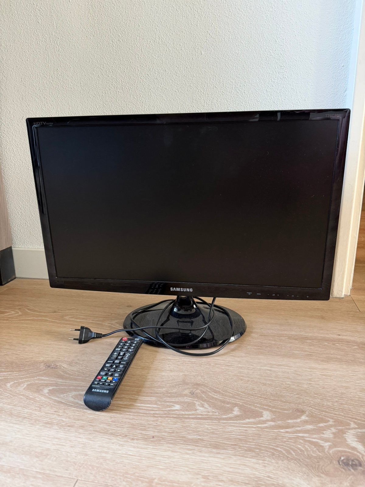 Samsung 24 inch | HDMI Beeldscherm | TV, HDMI, Full HD, Zo goed als nieuw, LED