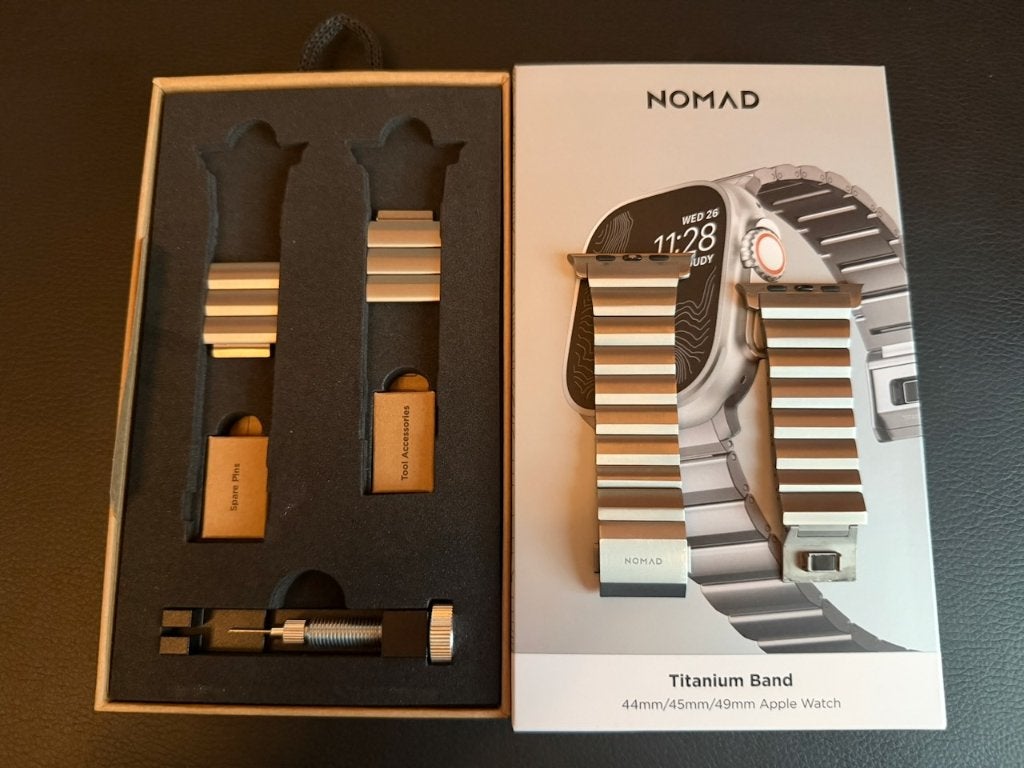 Nomad Titanium Band - Zilver - Apple Watch Ultra, IOS, NOMAD, Ophalen of Verzenden, Zo goed als nieuw
