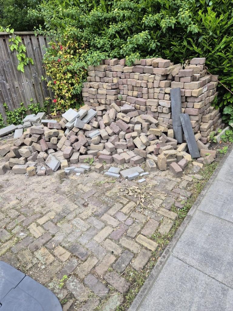 Gebakken straatstenen / dikformaat – ca. 52,5 m², Ophalen, Gebruikt, Klinkers, Gestraald