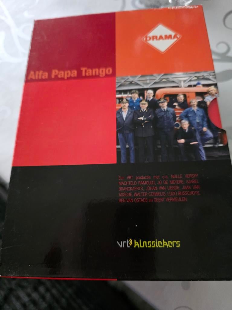 Alpha papa tango, Ophalen of Verzenden, Gebruikt