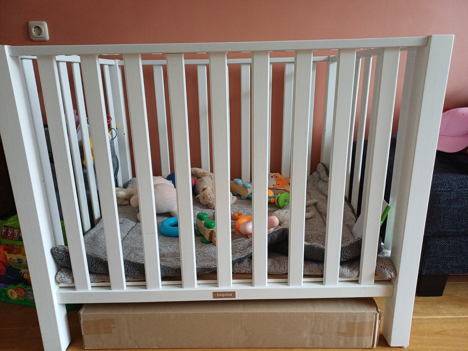 Gratis box, Kinderen en Baby's, Boxen, Ophalen, Gebruikt, Rechthoekig, In hoogte verstelbaar