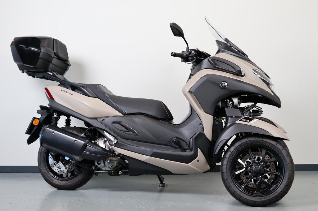 Yamaha TRICITY 300 (bj 2023), Motoren, Scooter, Klantenservice@yamaha-motor.nl, Koolhovenlaan 101
1119 NC  Schiphol-Rijk, NL, 12 t/m 35 kW
