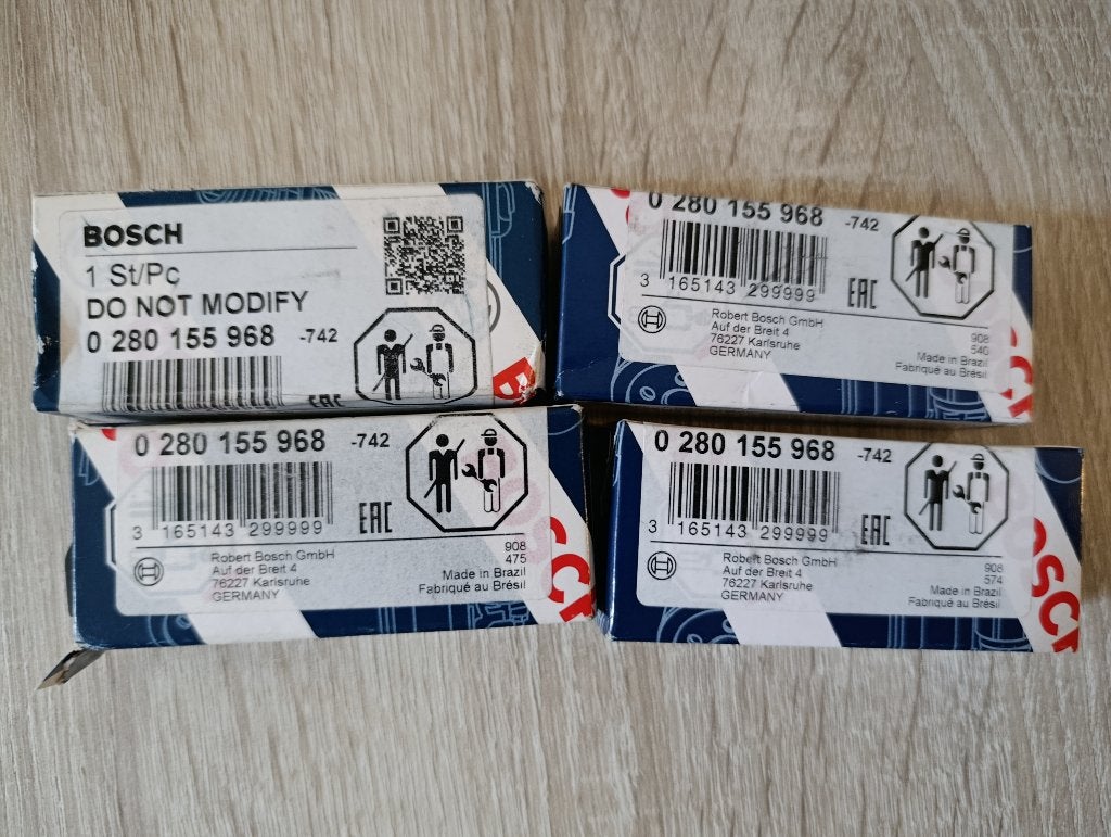 4x BOSCH injectoren Volvo S60R / V70R 2.5T 300PK 0280155968, Verzenden, Nieuw, Volvo
