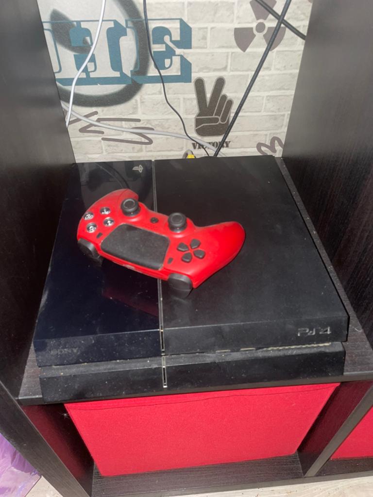 Playstation 4 Met 5 games en controller+ hdmi kabel en al, Verzenden, Met 1 controller, Pro, 500 GB