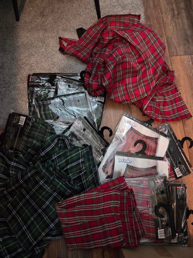 Schotse kilt 8x rood 8x groen, Kleding | Heren, Ophalen, Nieuw, Overige maten, Rood