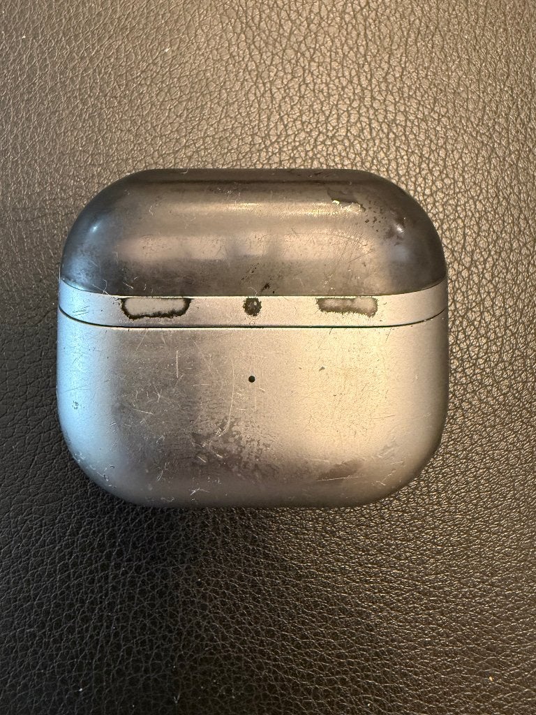 Original Samsung Galaxy Buds3 Pro SM-R630 charging case 2, Gebruikt, Ophalen of Verzenden, Grijs, In oorschelp (earbud)