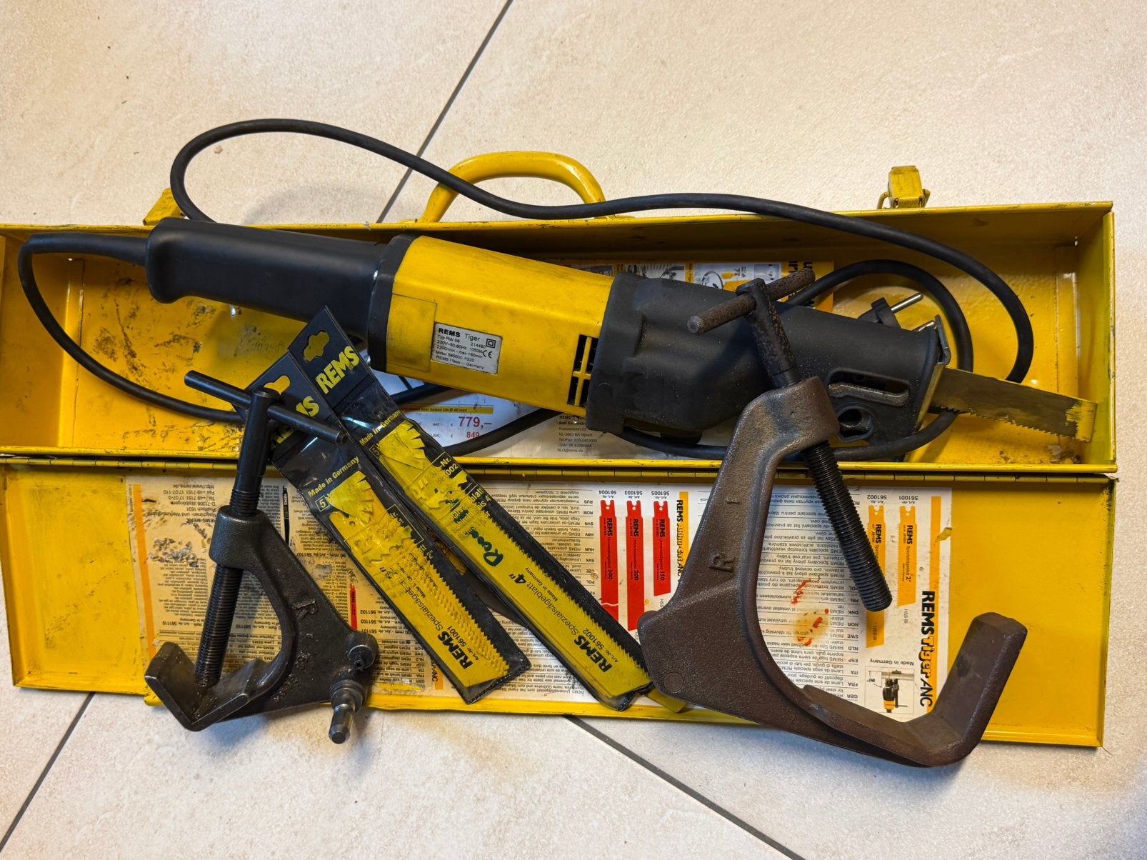 Rems reciprozaag 1050 Watt type RW56, Gebruikt, 70 mm of meer, 600 tot 1200 watt, Ophalen of Verzenden