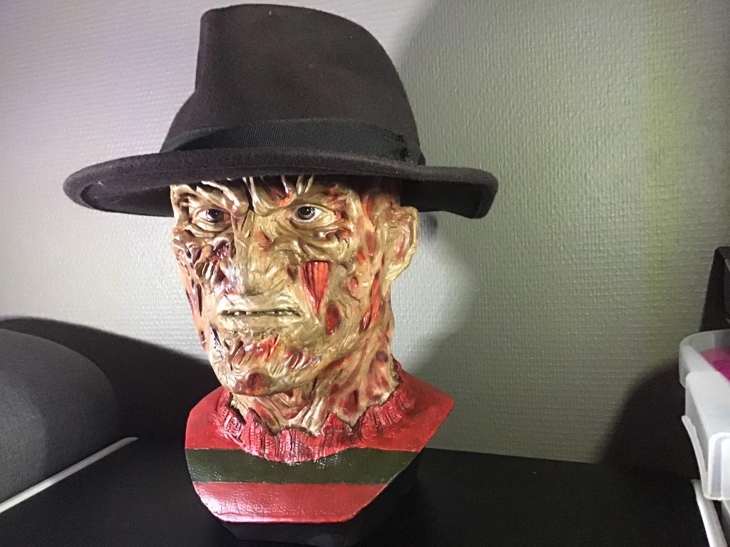 Life size hoofd freddy krueger gemaakt uit vinyl, Ophalen of Verzenden, Actiefiguur of Pop