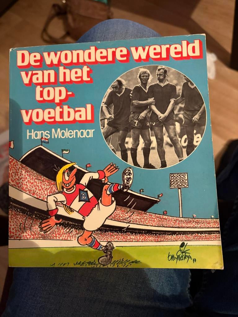 De Wondere Wereld van het Top-Voetbal - Hans Molenaar, Boeken, Sportboeken, Zo goed als nieuw, Balsport, Ophalen of Verzenden