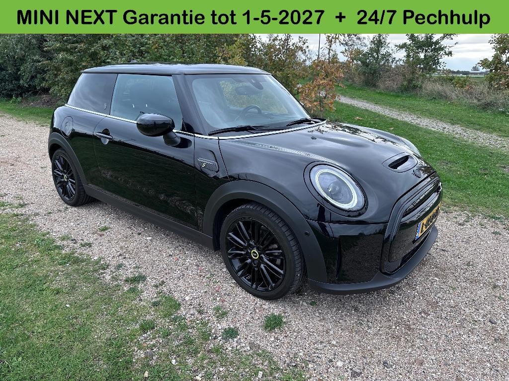 Mini Cooper Electric - Vol opties - Mini NEXT garantie, 50 €/maand, 4 stoelen, Elektrisch, Lichtsensor