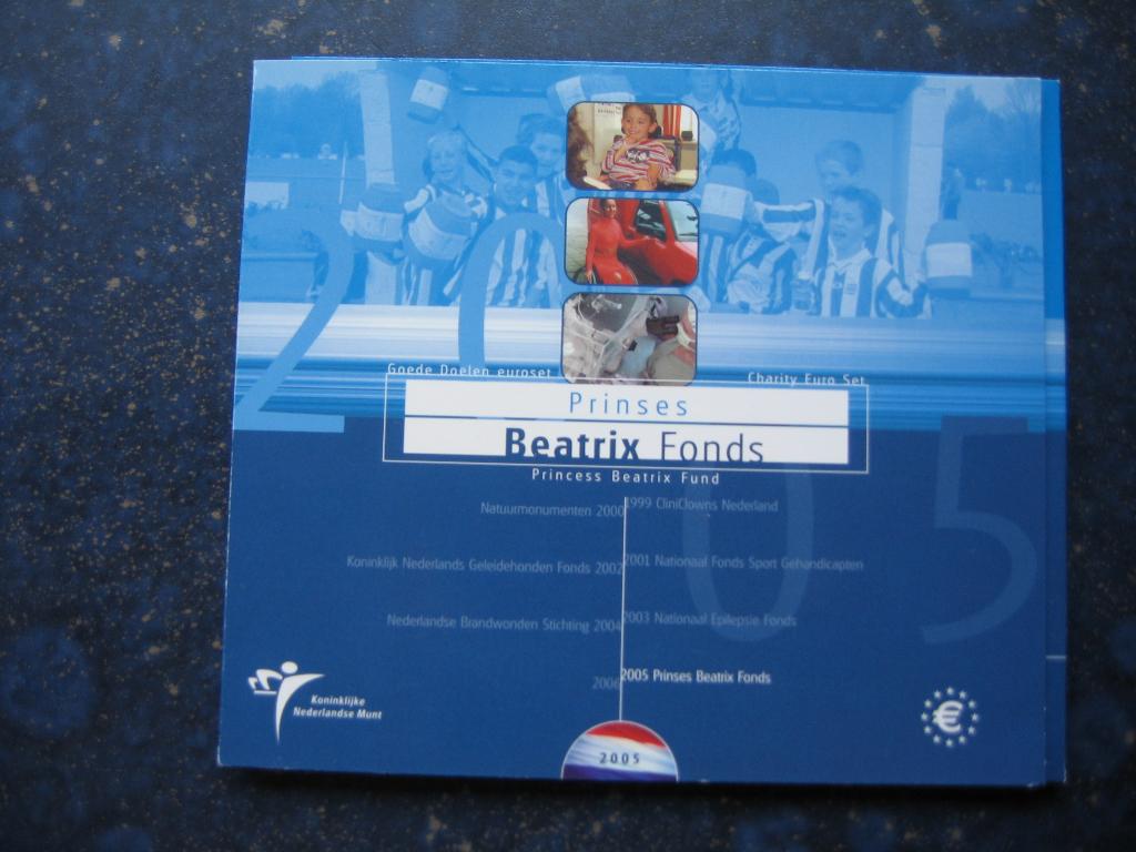Goede doelen set 2005 Prinses Beatrix Fonds., Ophalen of Verzenden, Koningin Beatrix, Euro's