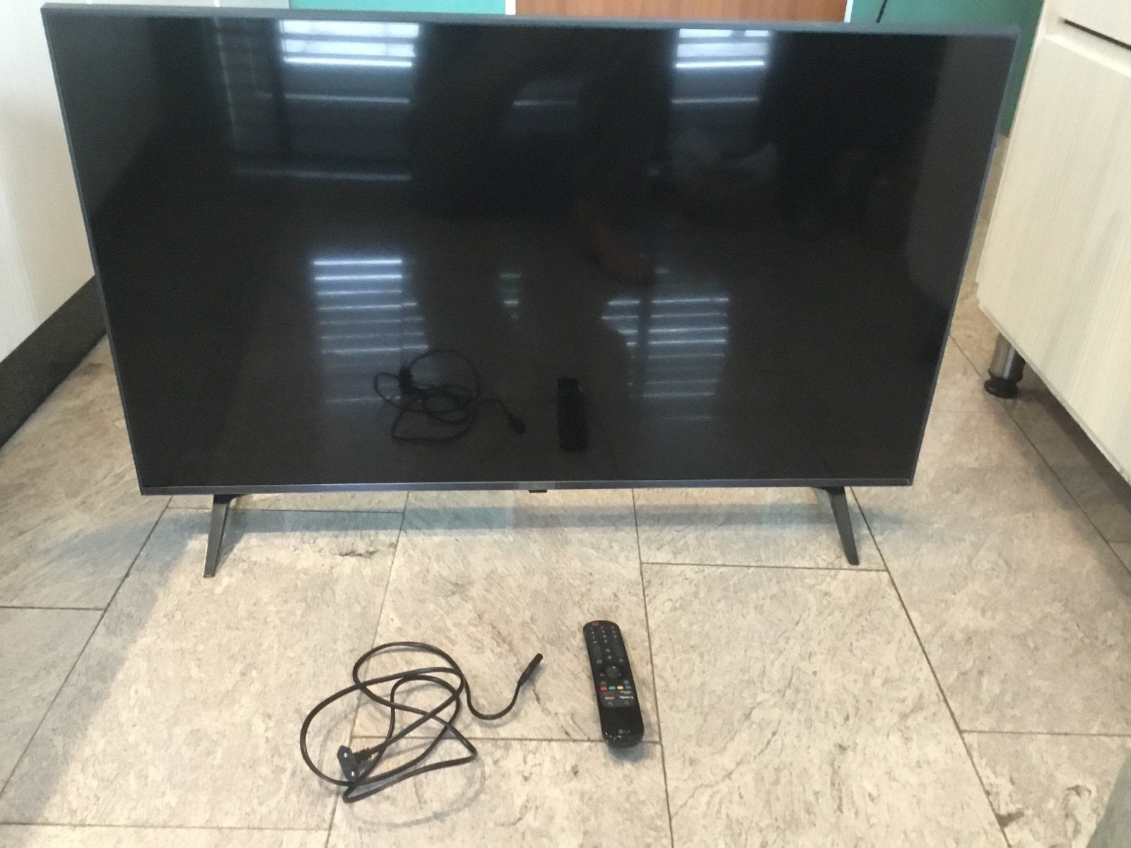 LG 43UP77006LB 4K UHD Smart TV - Zo goed als nieuw, Audio, Tv en Foto, Ophalen, LED, 50 Hz, Zo goed als nieuw