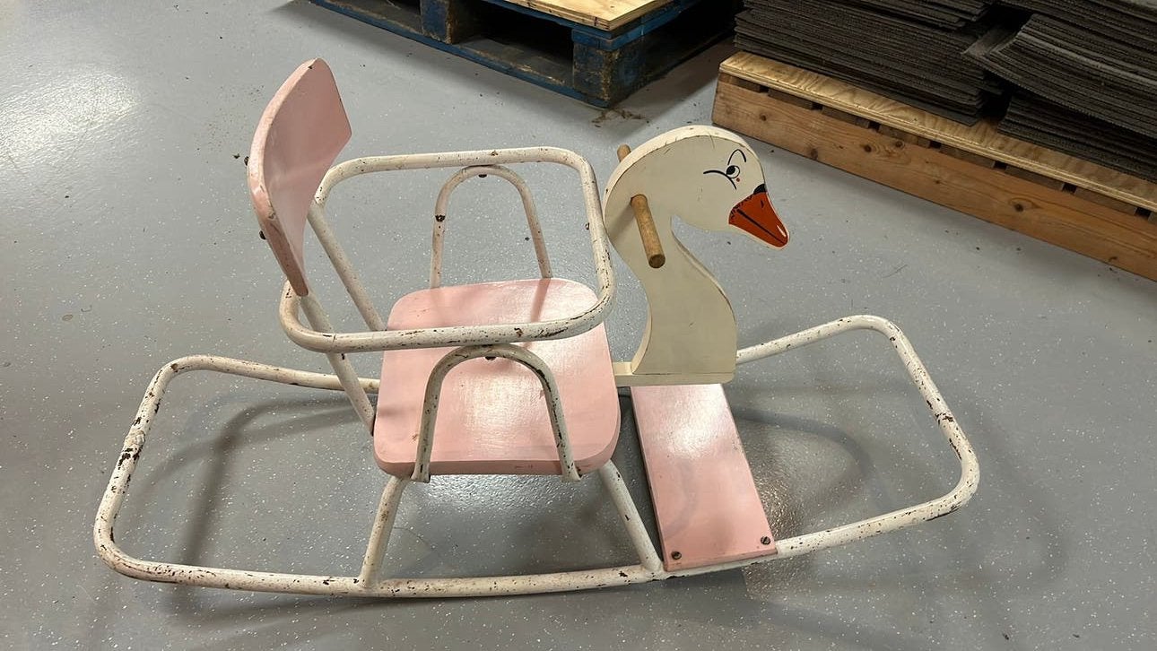 Brocante schommelstoel baby kinder roze, Ophalen