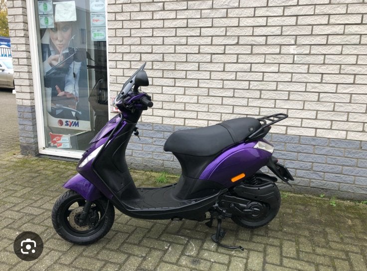 GEZOCHT:  Piaggo Zip opknapper, Ophalen of Verzenden, Zo goed als nieuw, Benzine, Zip