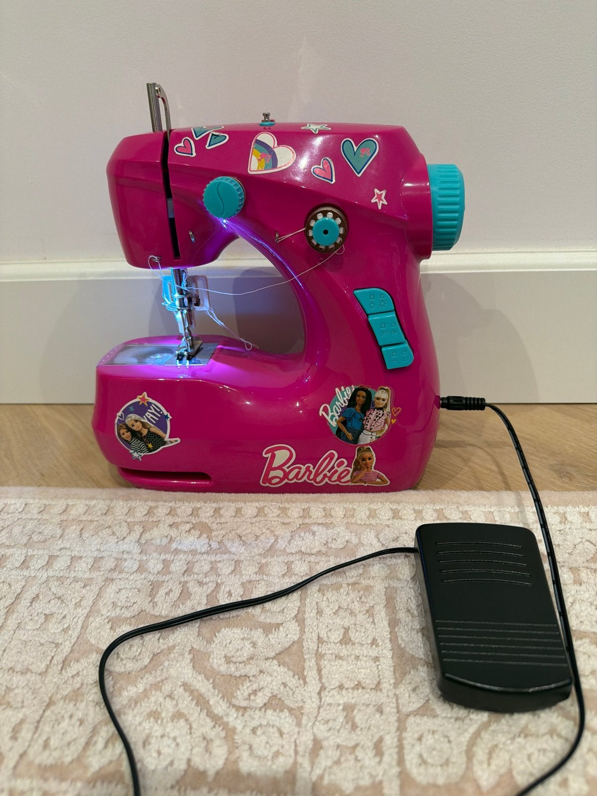 Barbie Naaimachine - Roze naaimachine voor kinderen, Ophalen of Verzenden, Gebruikt, Naaimachine, Overige merken