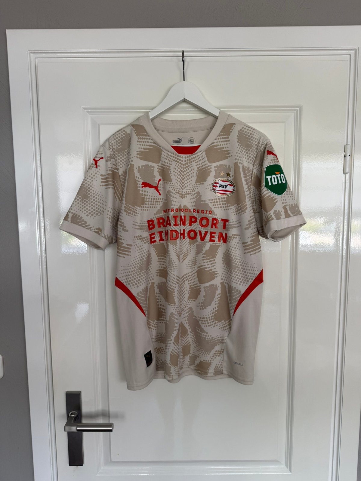 PSV shirt maat M Puma origineel *NIEUW* met kaartje, Maat L, Ophalen of Verzenden, Nieuw, Shirt