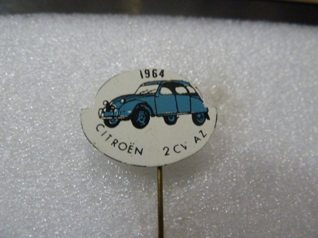 Vintage Citroën 2CV AZ 1964 Speldje/Pin, Ophalen of Verzenden, Gebruikt, Transport, Speldje of Pin