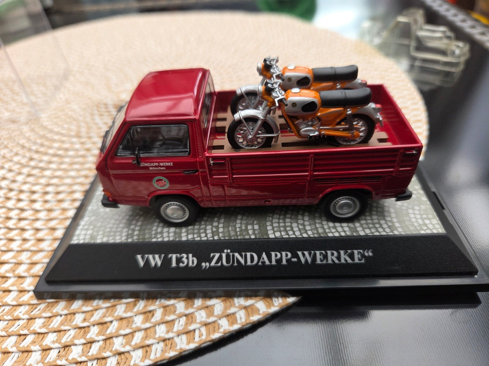 Premium ClassiXXs VW T3b Zündapp met 2 motoren, Ophalen of Verzenden, Nieuw