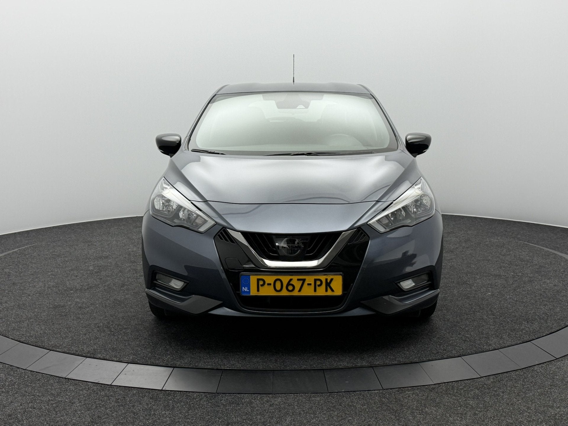 Nissan Micra 1.0 IG-T N-Design & N-Sport Bose Pack Black | N, Voorwielaandrijving, Stof, Handgeschakeld, 19 km/l