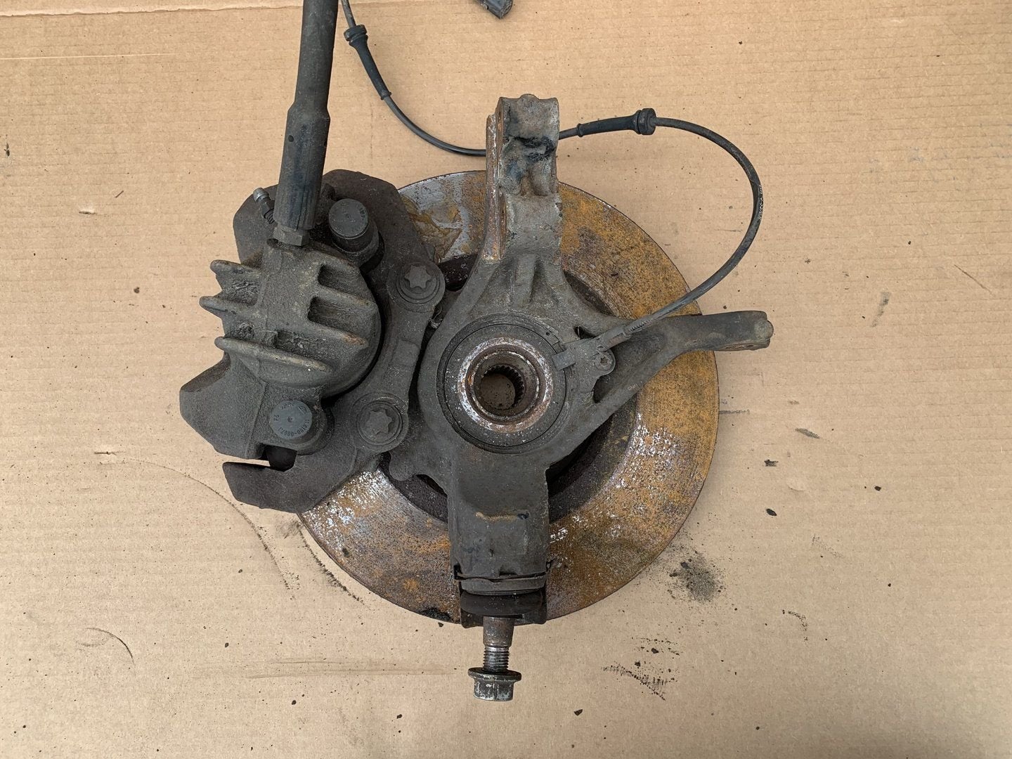 fusee rechts citroen berlingo / peugeot partner 2008 - 2018, Gebruikt, Citroën, -, -