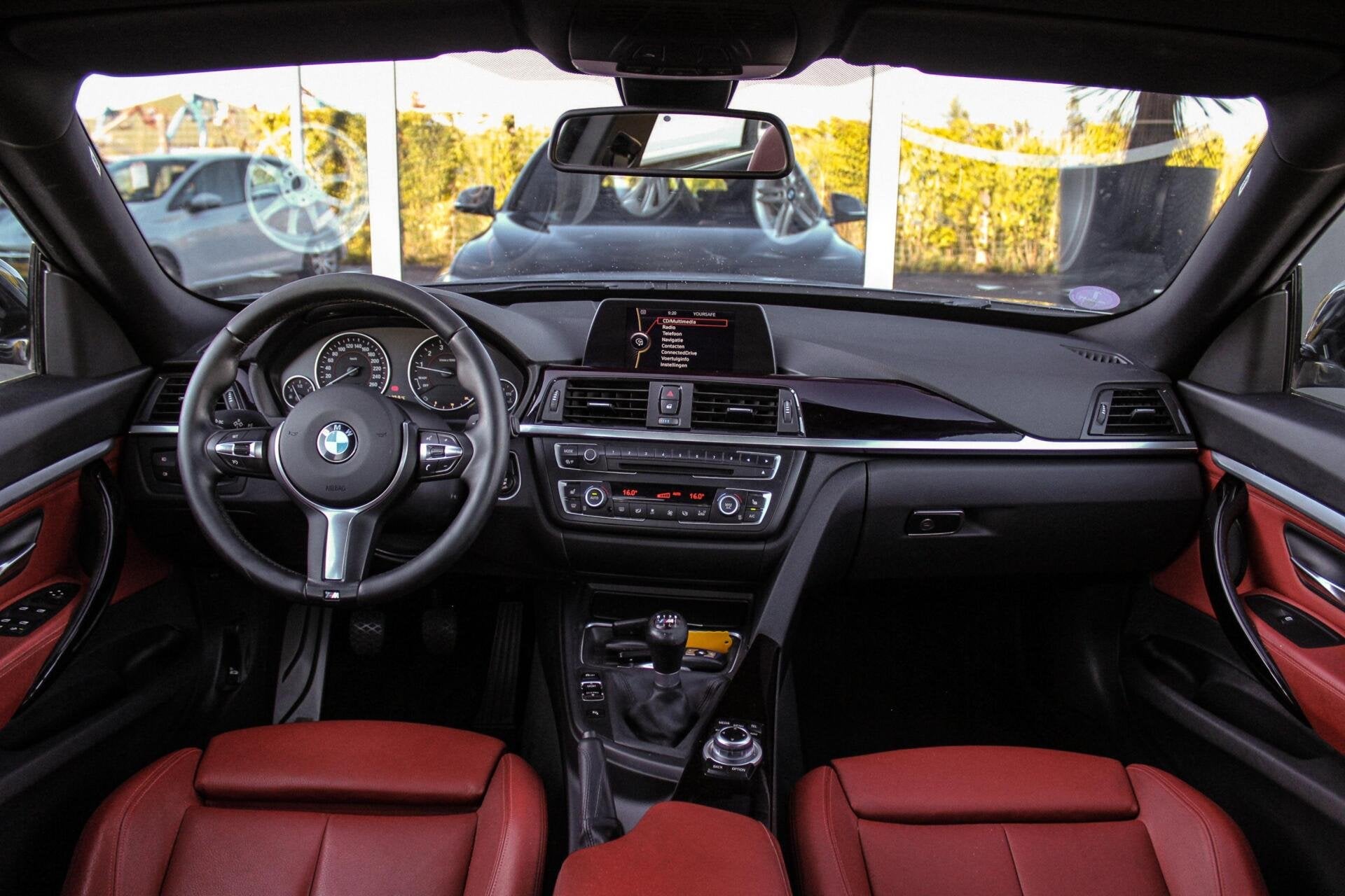 BMW 3-serie Gran Turismo 328i M Sport Edition High Executive, Auto's, BMW, 745 kg, Gebruikt, Euro 6, 4 cilinders