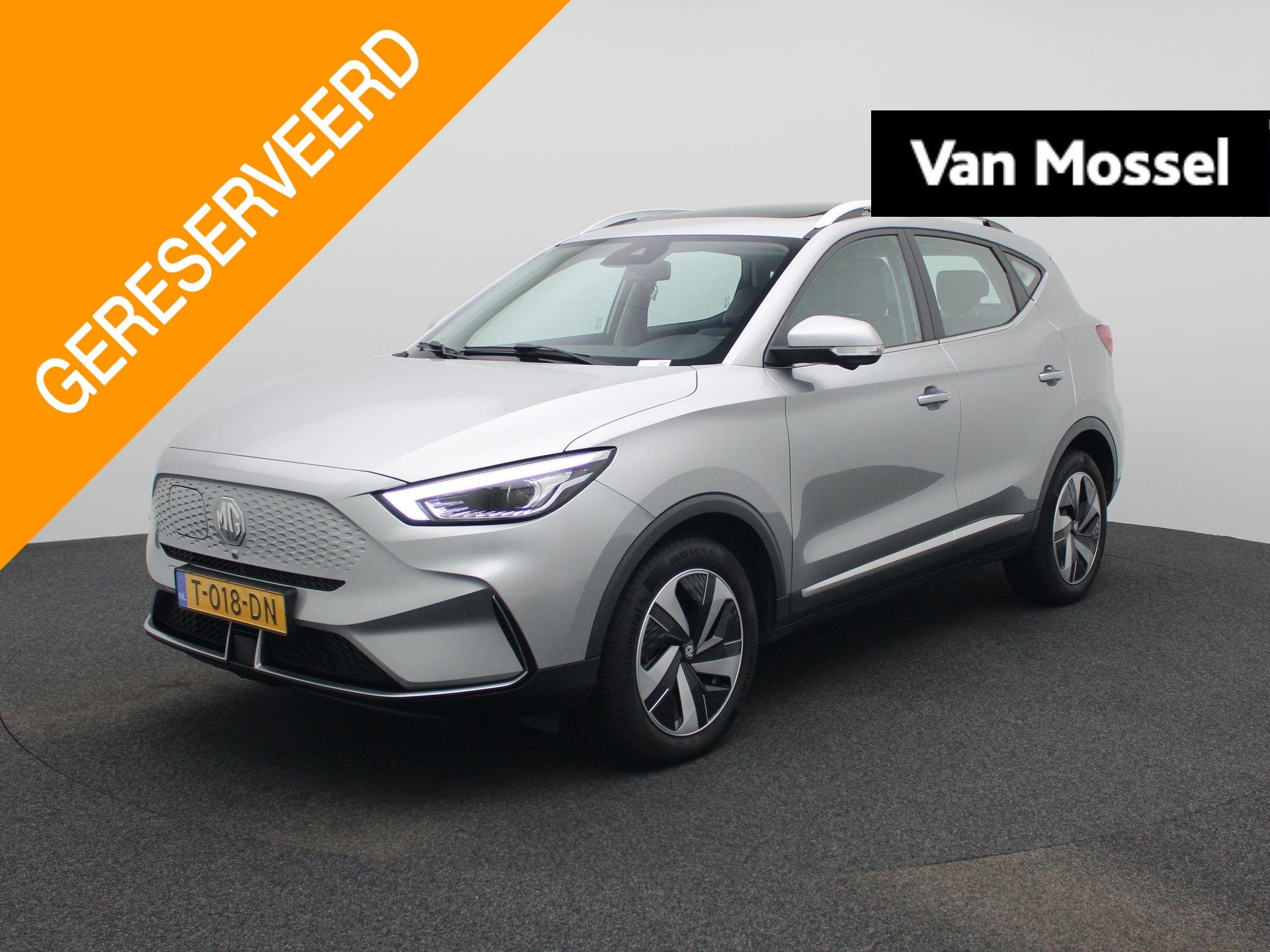 MG ZS EV Long Range Luxury 70 kWh | 360 graden camera | pano, Auto's, 12 maanden, Gebruikt, ZS, Origineel Nederlands
