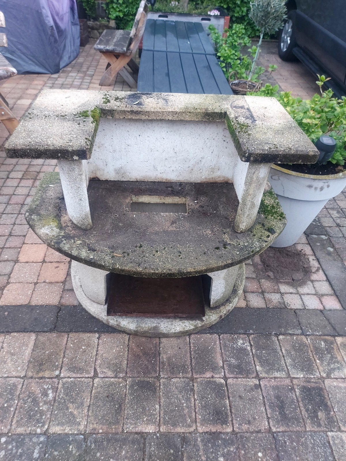 Gratis af te halen stenen barbeque, Tuin en Terras, Ophalen, Gebruikt
