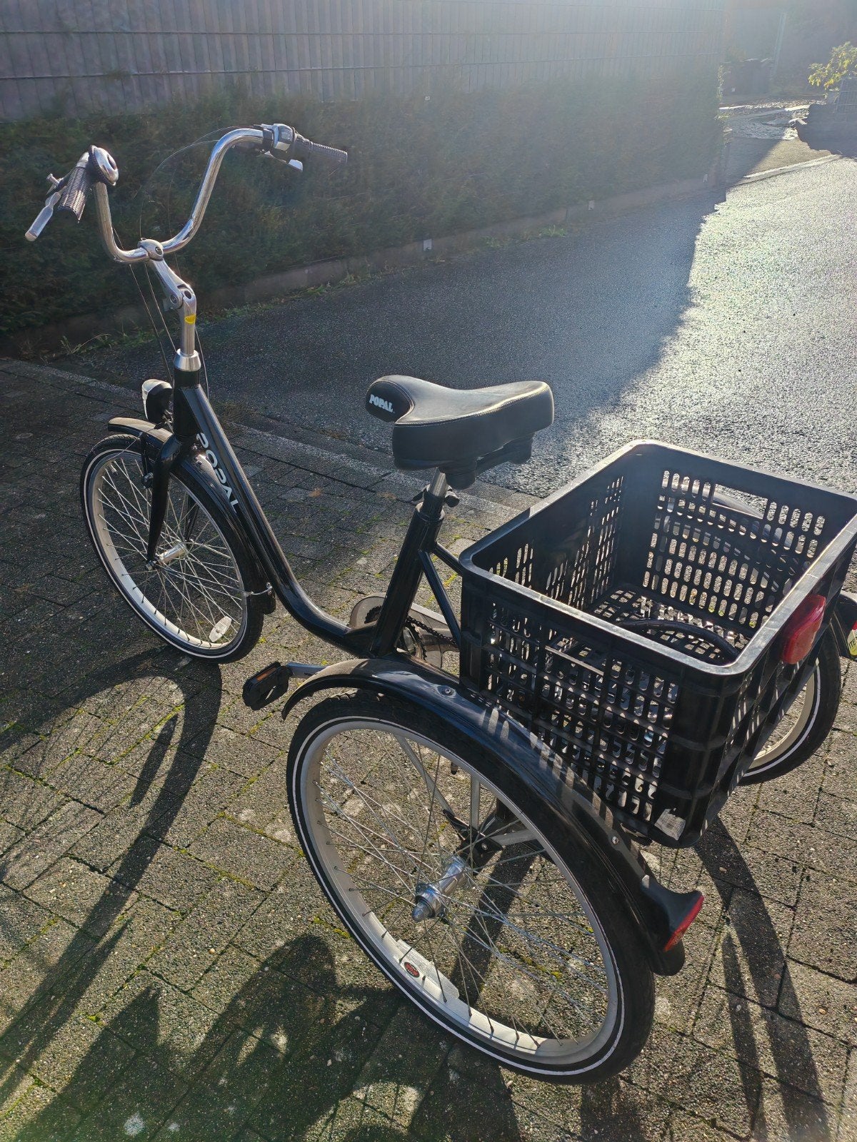 Popal driewieler fiets met mand - Zo goed als nieuw, Ophalen, Terugtraprem, Verstelbare zitting, Zo goed als nieuw