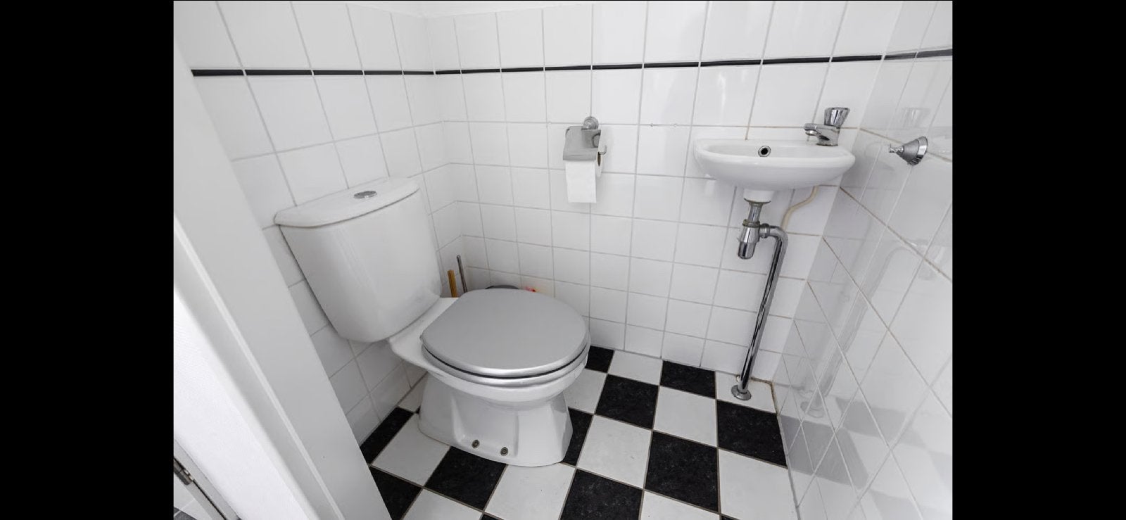 Toilet met wc-bril, fontein met kraan en sifon, Doe-het-zelf en Verbouw, Ophalen, Gebruikt, Steen, Toilet