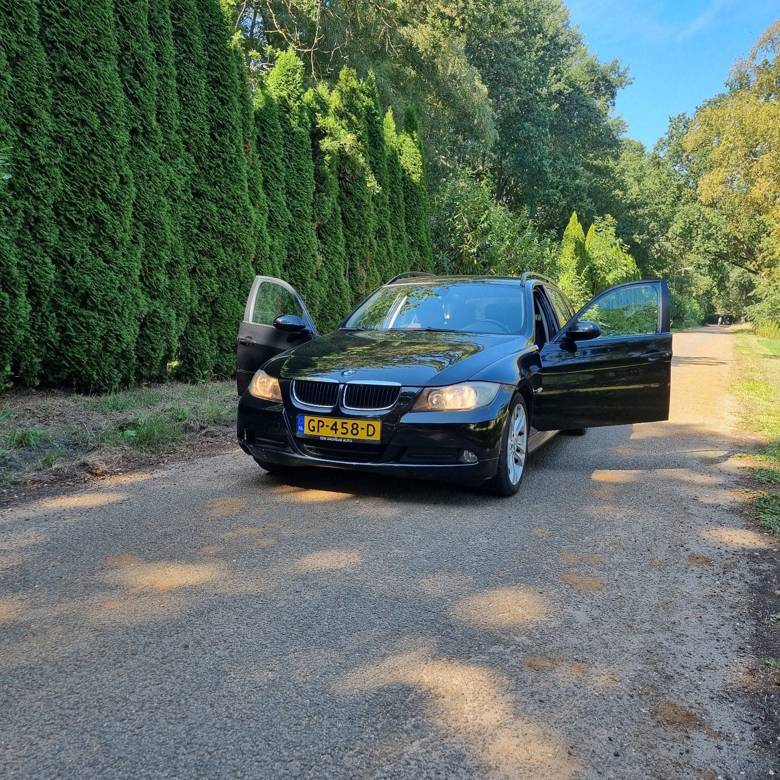 BMW 3-Serie 2.0 318 I Touring 2008 Zwart, Achterwielaandrijving, Zwart, Handgeschakeld, Particulier