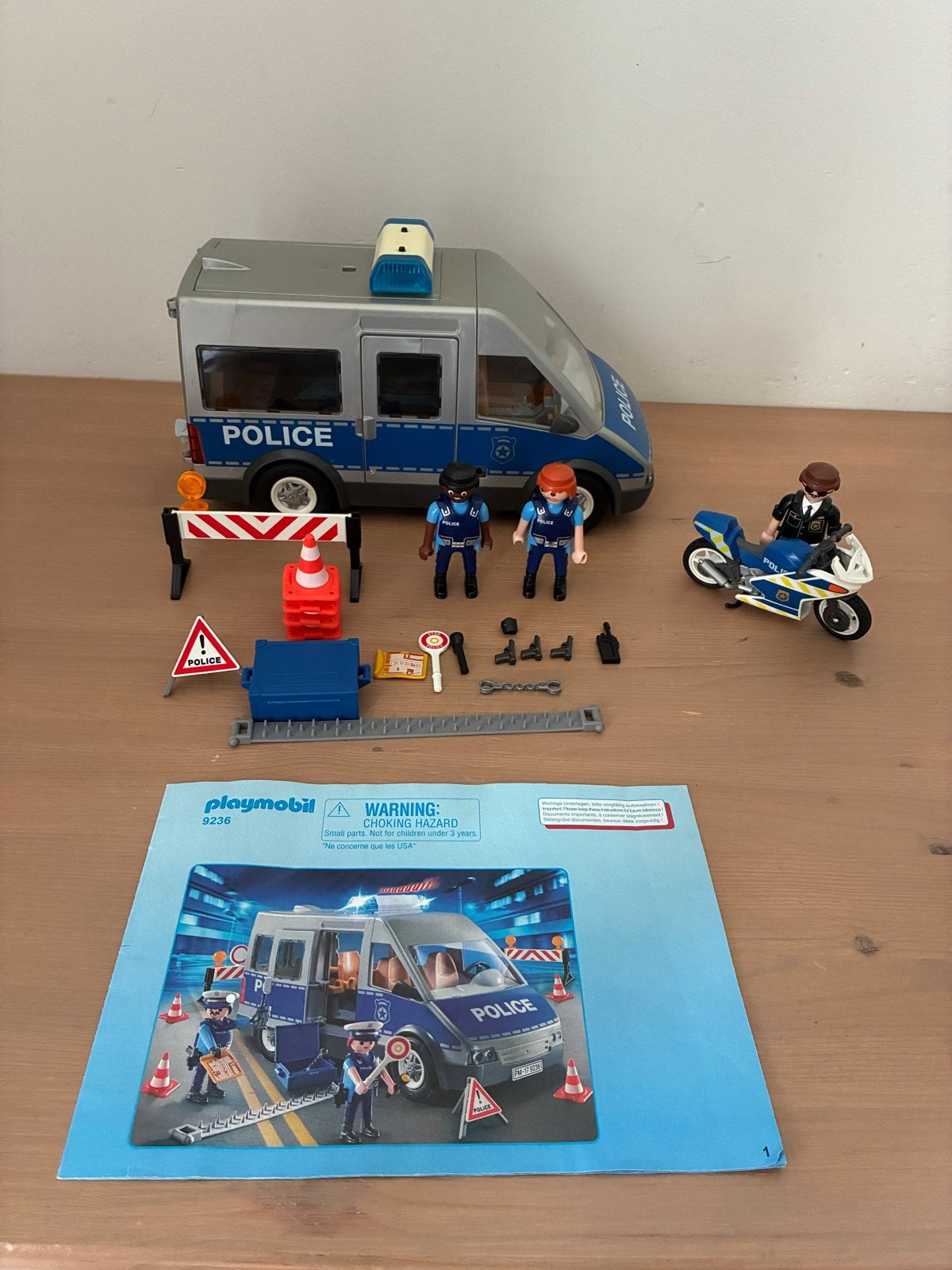 Playmobil Politiebus met motor en figuren (Set 9230), Gebruikt, Complete set, Voertuig, Ophalen of Verzenden