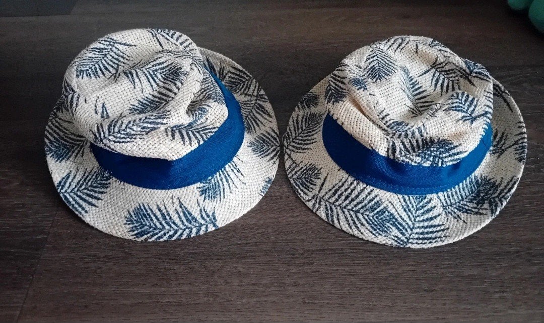 2 leuke zomerhoedjes, rieten hoeden kind, Ophalen of Verzenden, Jongen of Meisje