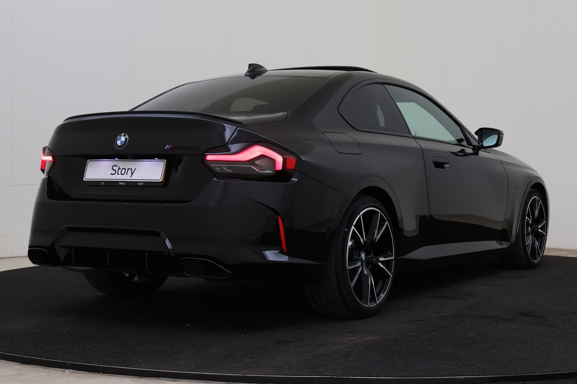 BMW 2 Serie Coupe M240i xDrive High Executive Automaat / Sch, Auto's, BMW, Gebruikt, Euro 6, Met garantie (alle), 4 stoelen