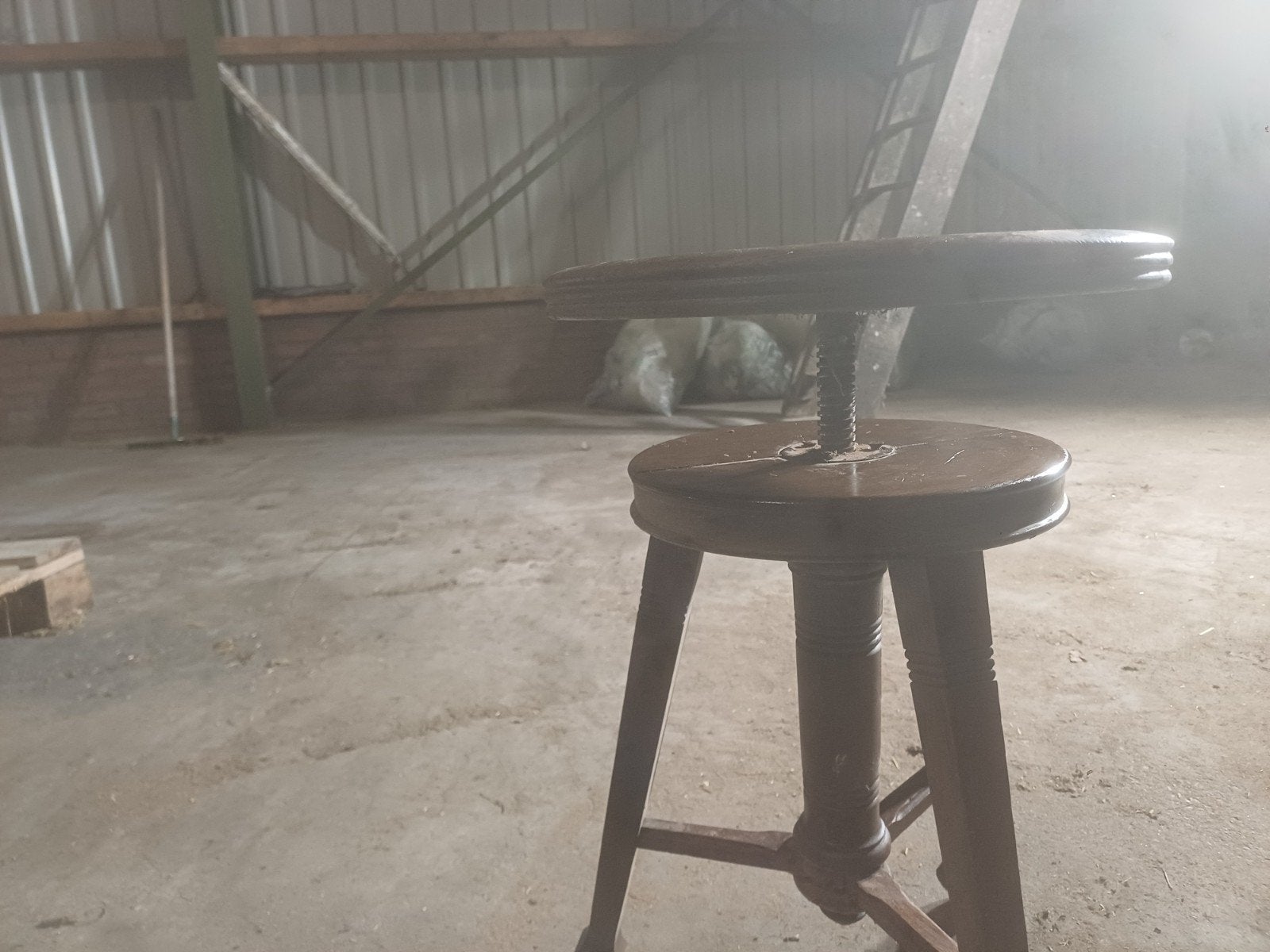 Antieke houten pianokruk - In hoogte verstelbaar, Ophalen of Verzenden, In hoogte verstelbaar, Gebruikt, Hout