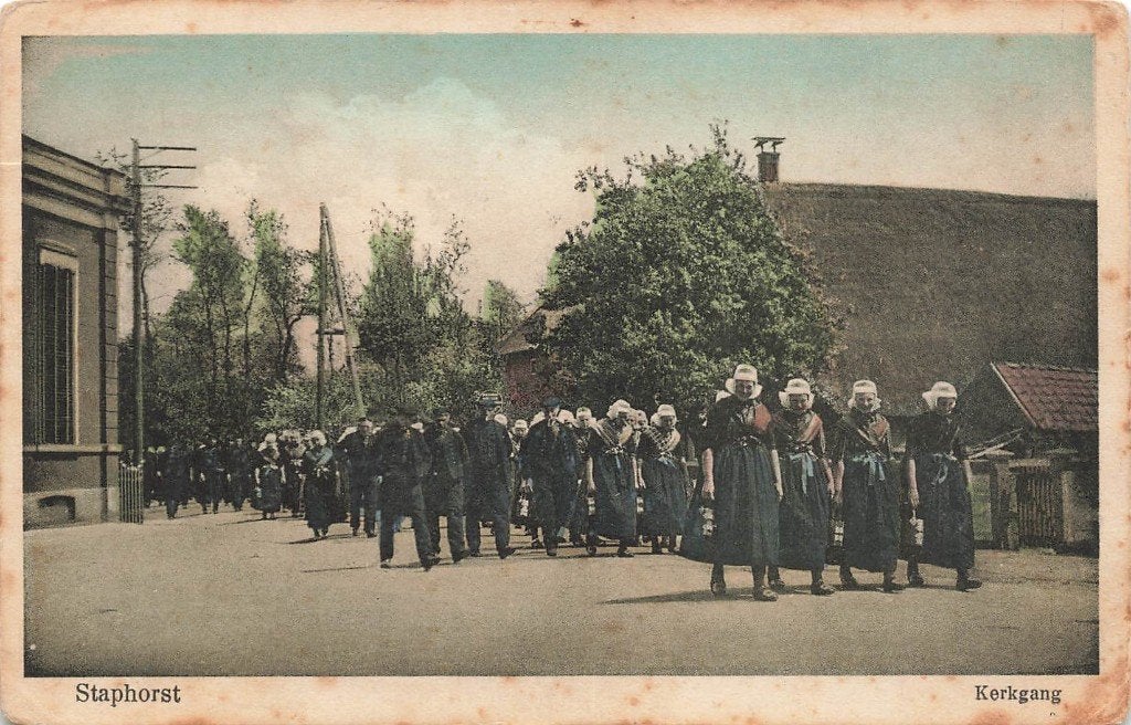 Staphorst, Kerkgang  1929, Ophalen of Verzenden, 1920 tot 1940, Gelopen, Overijssel