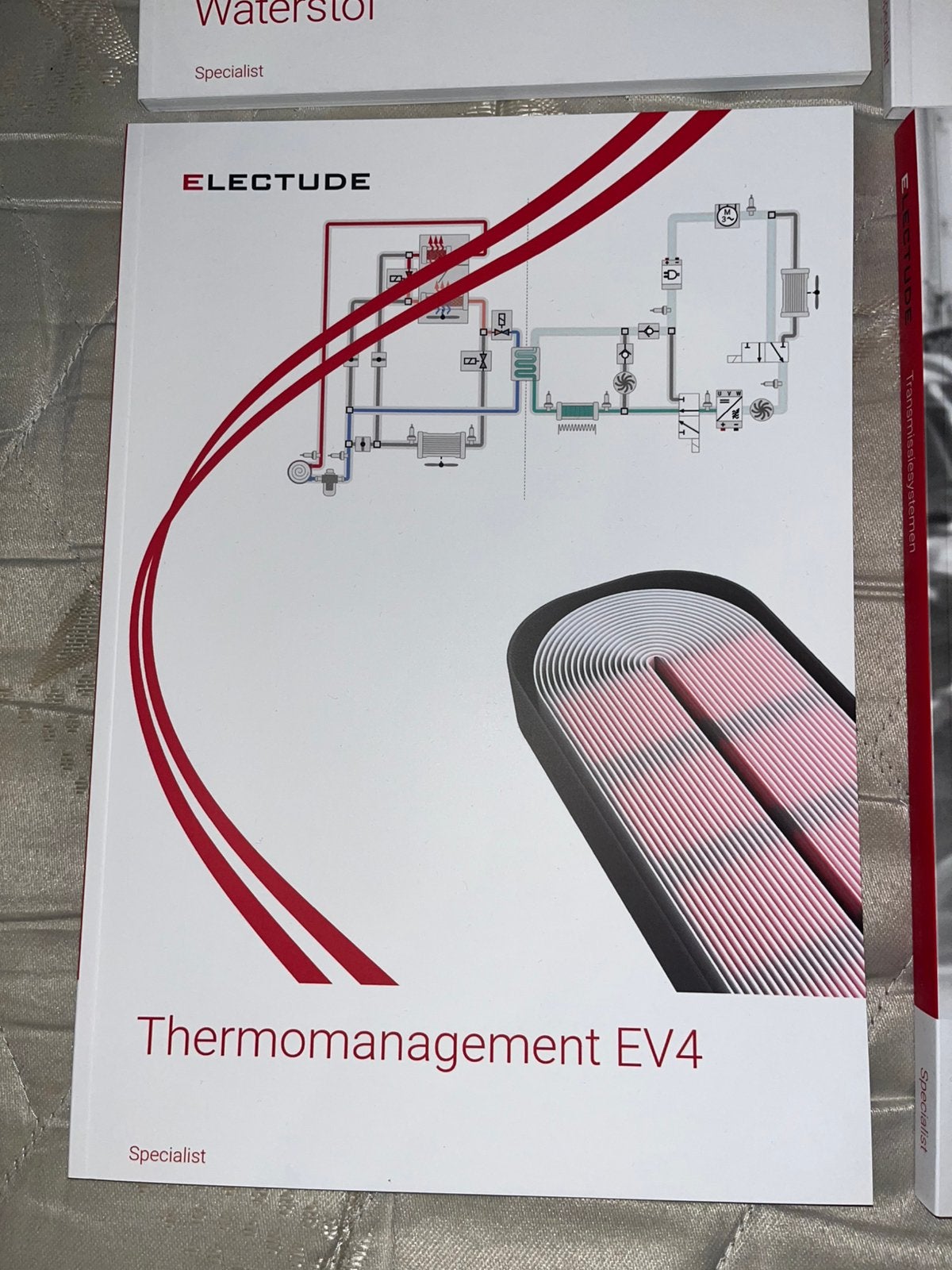 Electude schoolboeken autotechniek, Ophalen of Verzenden, Zo goed als nieuw