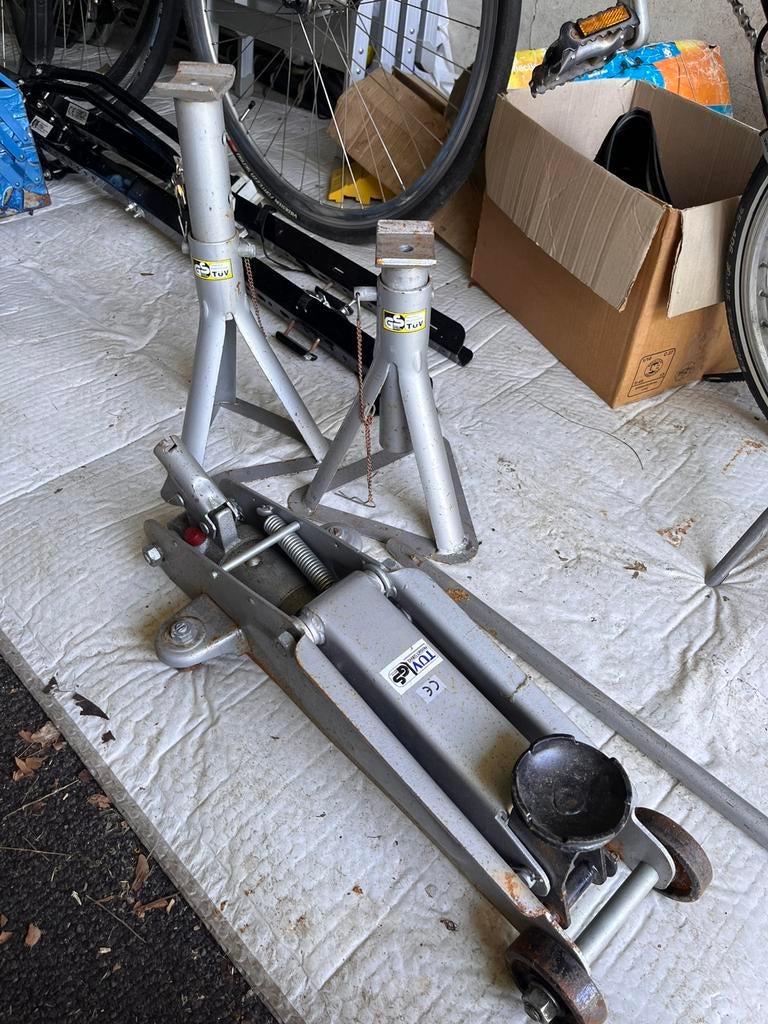 Hydraulische krik 2000 kg met opboksteunen, Auto diversen, Ophalen, Gebruikt, Hydraulisch, Garagekrik