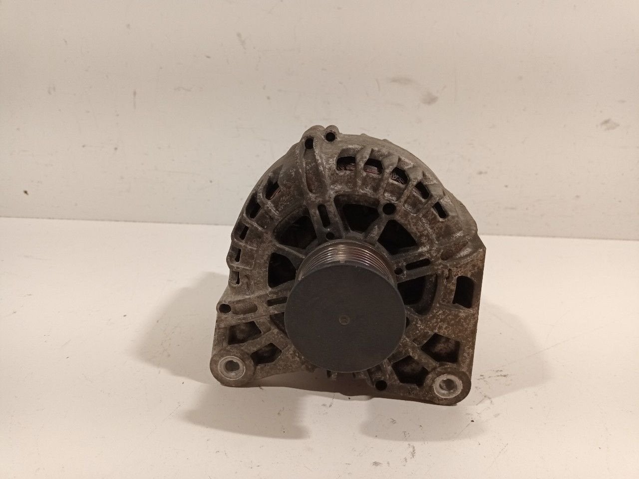 Dynamo Renault Scénic, Onderdelen@venauto.nl, Van der Ven Autorecycling B.V., Gebruikt, Ettenseweg 76, 4706 PB Roosendaal, The Netherlands