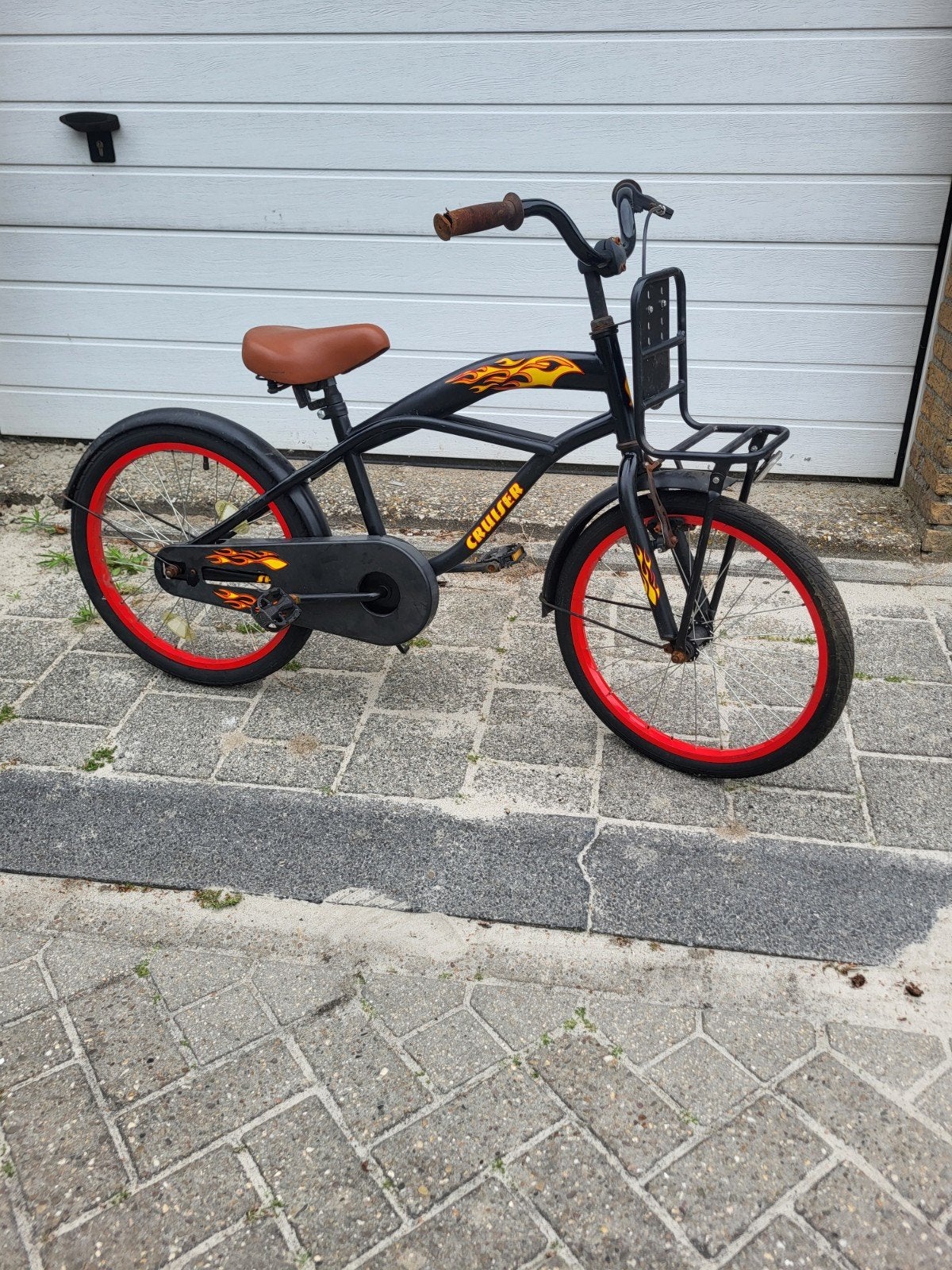 20 inch Cruiser kinderfiets met vlammen en voordrager, Terugtraprem, Gebruikt, Staal, Cruiser