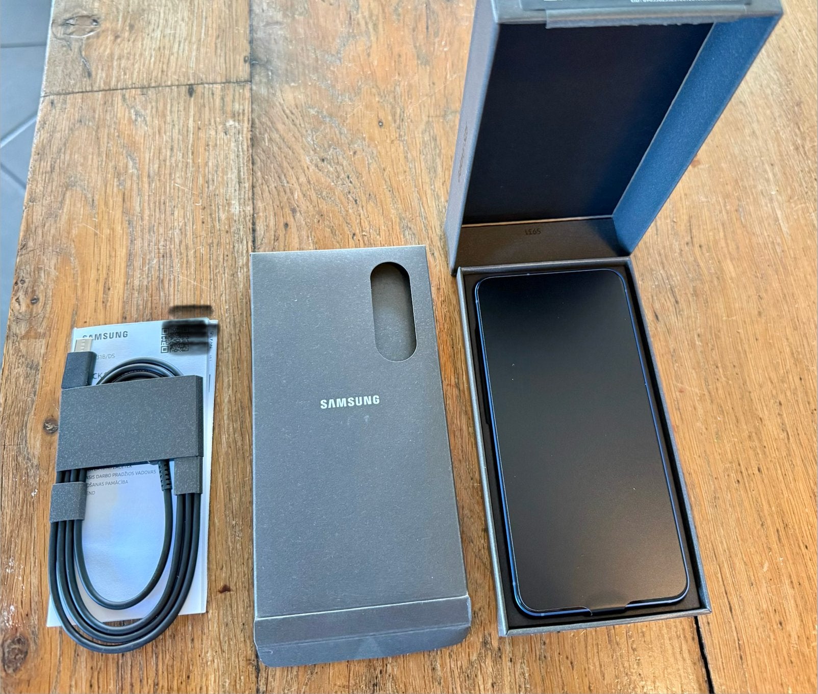 Te koop Samsung Galaxy S25 5G 256GB in de kleur Navy., Telecommunicatie, Ophalen, Overige modellen, Blauw, Nieuw