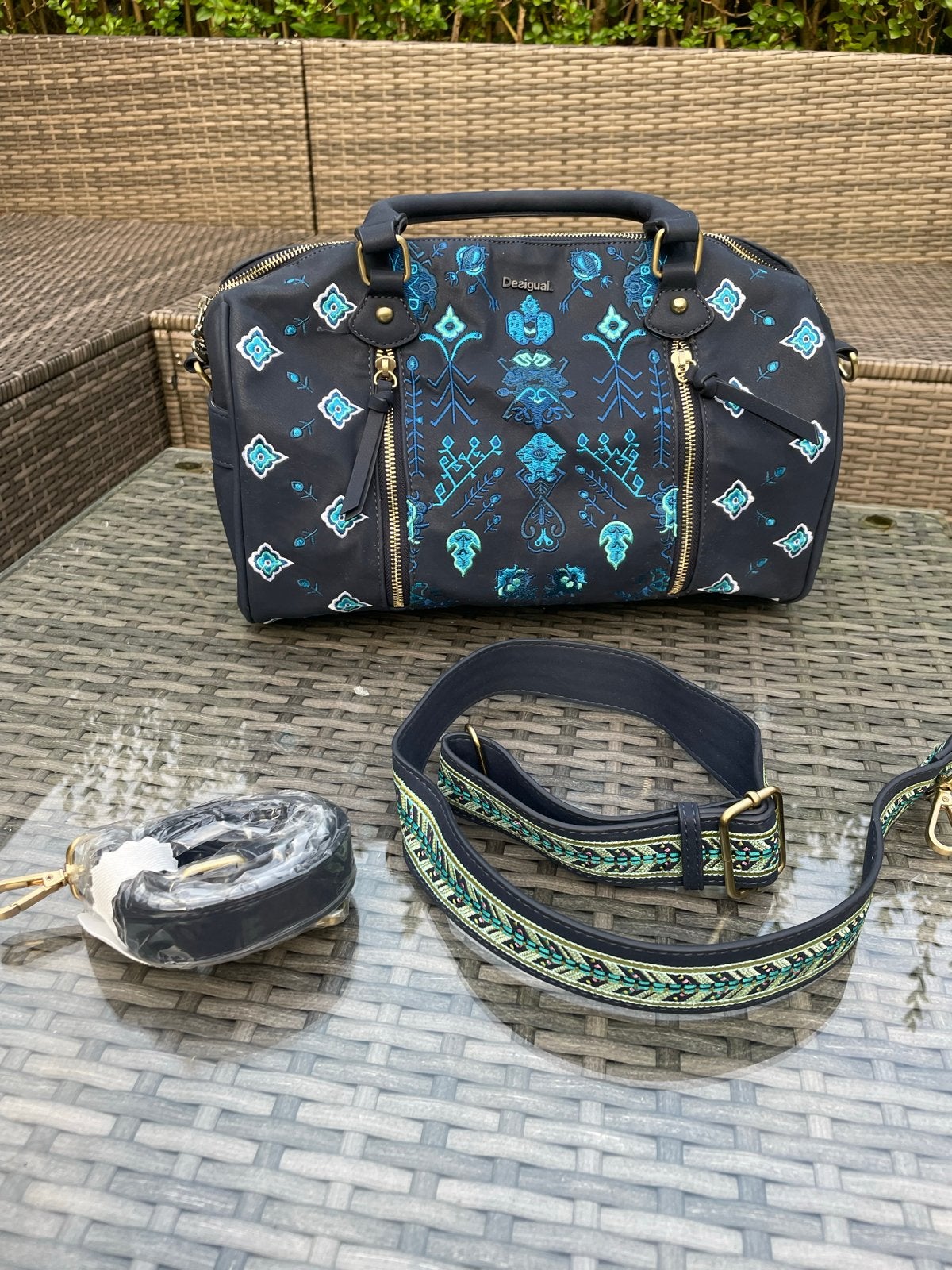 Desigual Handtas met Schouderband - Zo goed als nieuw, Ophalen of Verzenden, Zo goed als nieuw, Blauw, Handtas